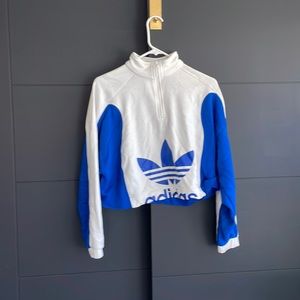 Cropped Blue and White ADIDAS pullover with half zipper in size Small